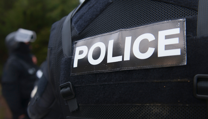 policía