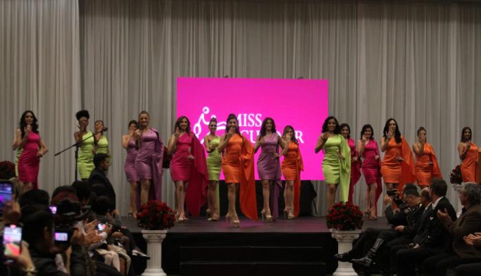 Durante los desfiles, se conoció un poco de las representantes de algunas provincias de Ecuador.