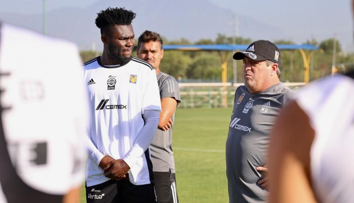 Jordy-Caicedo-Tigres-delanteros