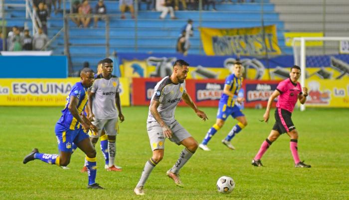 Francisco-Fydriszewski-César Farías-Aucas