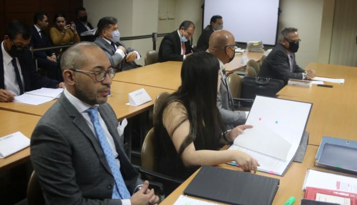 AUDIENCIA DHRUV