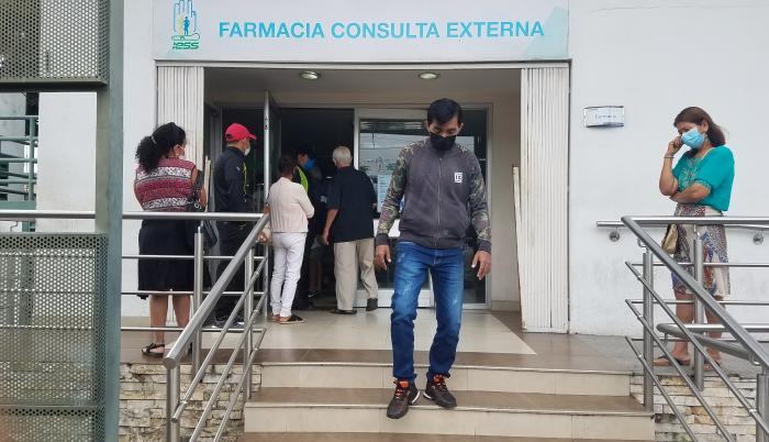 Óscar Peñafiel_IESS y medicinas