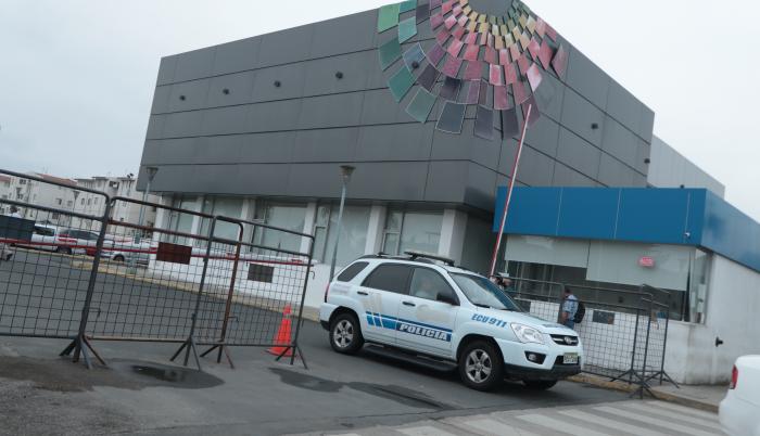 A las 04:00 del viernes 5 de agosto se realizó el levantamiento del cadáver de la niña, para su traslado al Laboratorio de Criminalística.