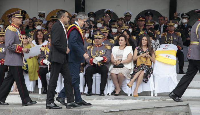 CEREMONIA MILITAR 10 D (8619169)