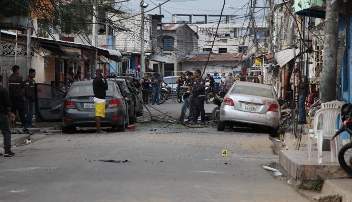 BOMBA COLOCADA EN EL C (8634883)