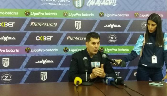 Ismael-Rescalvo-Emelec-entrenador