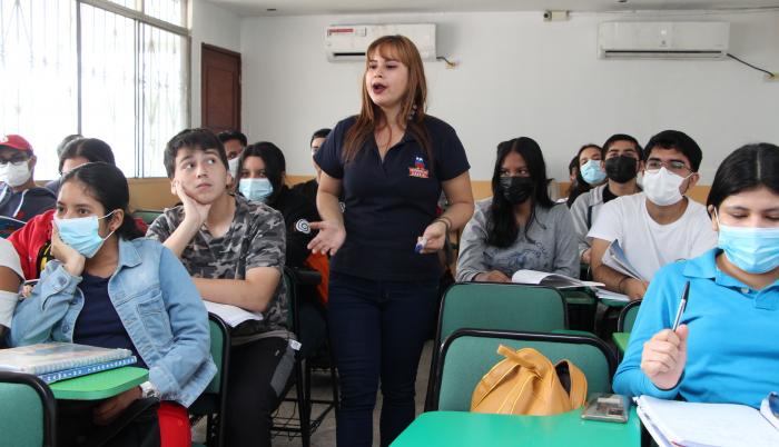 Academia preuniversitaria
