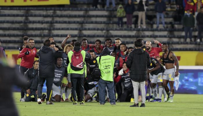 CATOLICA-AUCAS-FÚTBOL-FESTEJOS