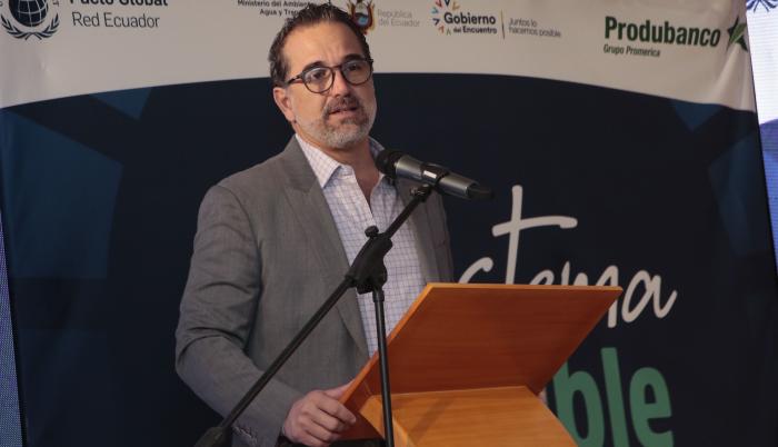 GUSTAVO MANRIQUE (9069612)