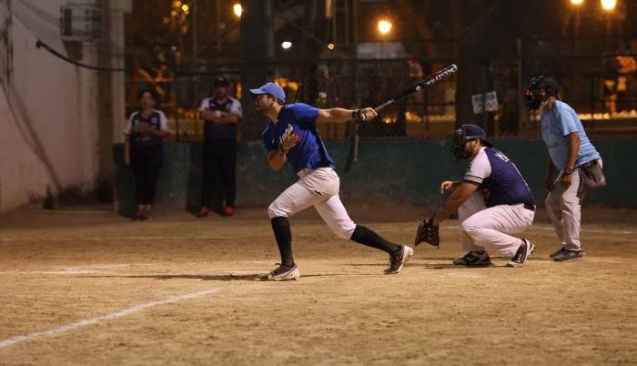 Sóftbol Guayaquil cancha Kennedy