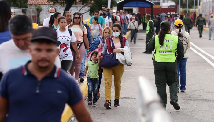 Apertura