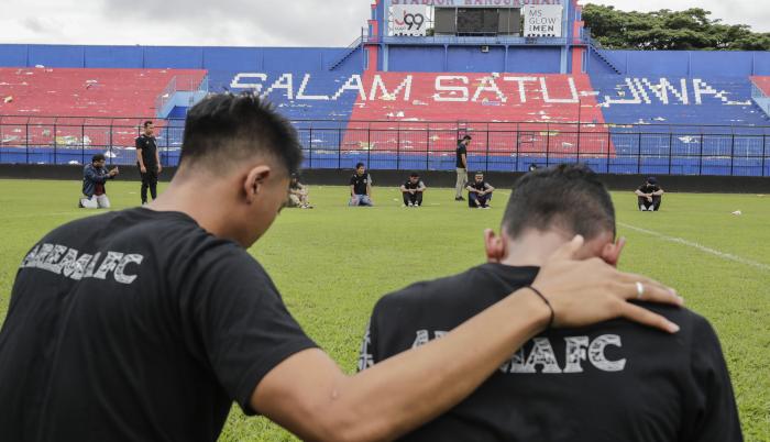 TRAGEDIA-INDONESIA-HOMENAJE-FÚTBOL