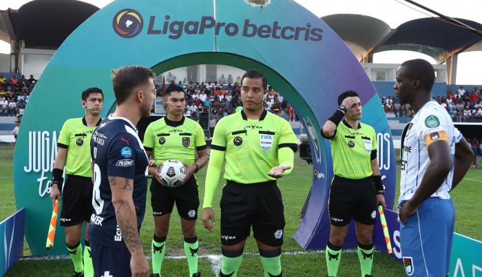MARLON-VERA-ARBITRO-LIGAPRO