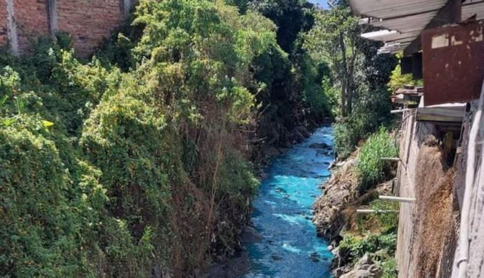 Río- colores- Valle