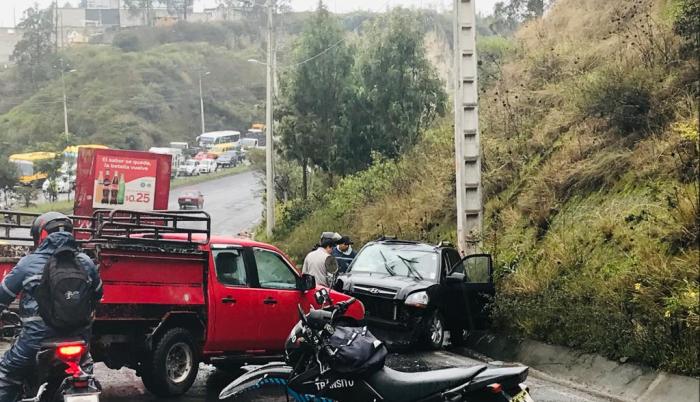 accidente de tránsito en la Simón Bolívar