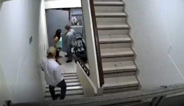 6356d8349d759