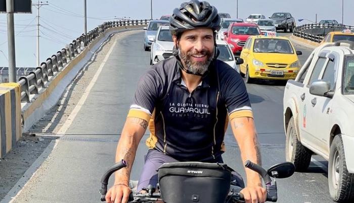 DIEGO-SALGADO-VIAJE-BICICLETA
