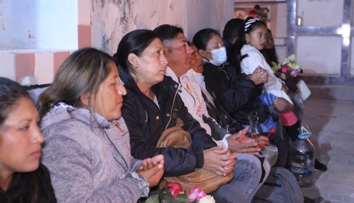 REZOS-CEMENTERIO-POMASQUI-DIFUNTOS