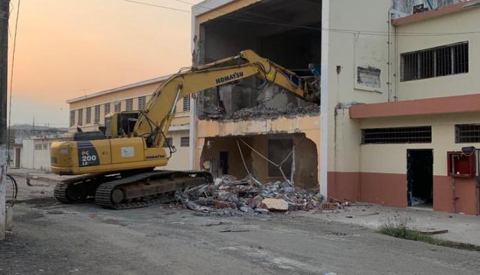 DESTRUCCION-PABELLON-CONSULAR
