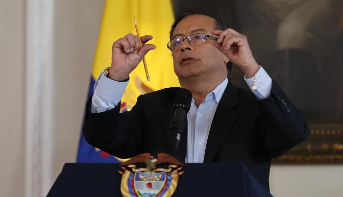 Gustavo Petro habla so (9358392)