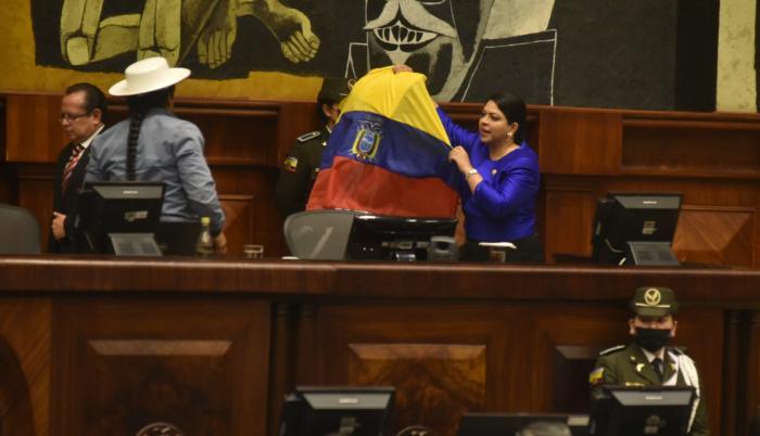 juicio politico ibeth estupiñan