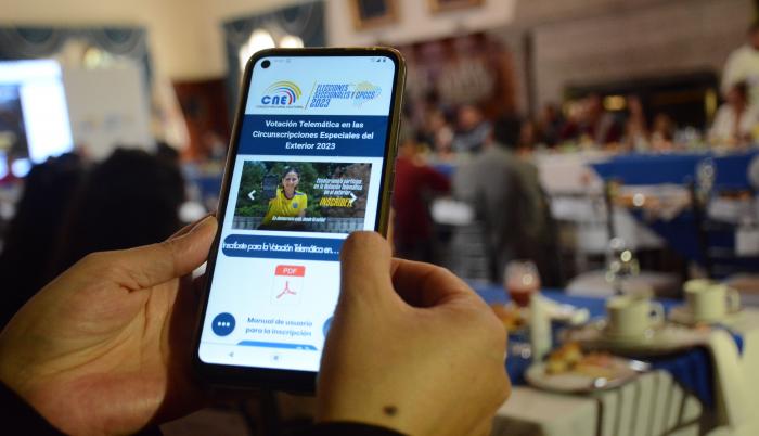 Alternativa. La Cancillería y el CNE realiza el lanzamiento del voto telemático para los compatriotas que residen en el exterior.