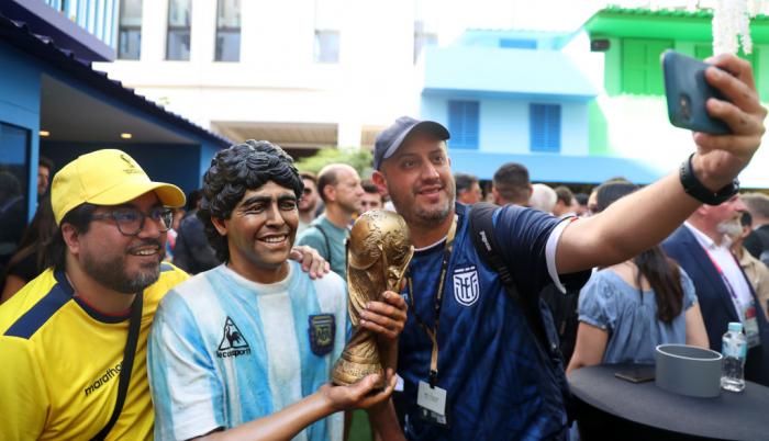 diego-maradona-hinchas-conmebol