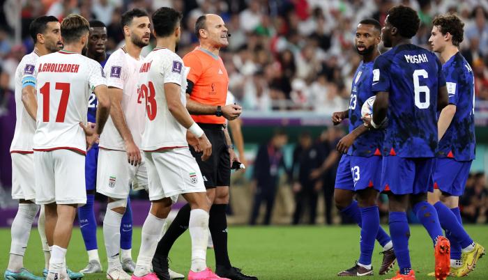 El de este martes en el estadio Al Thumama de Doha era un partido siempre cargado de connotaciones extradeportivas.