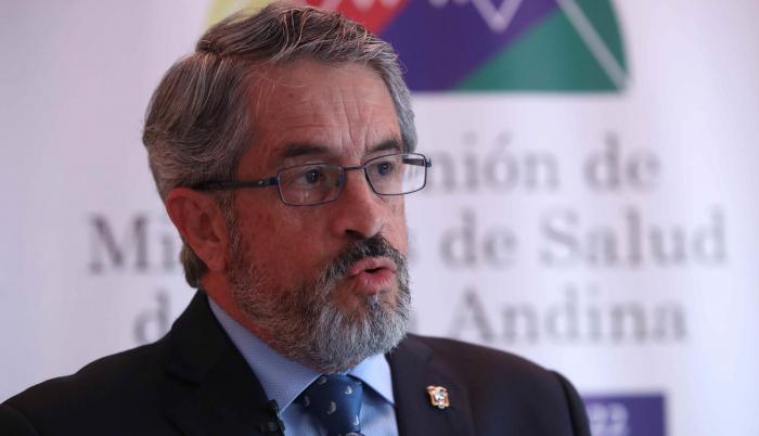 José Ruales, ministro de Salud