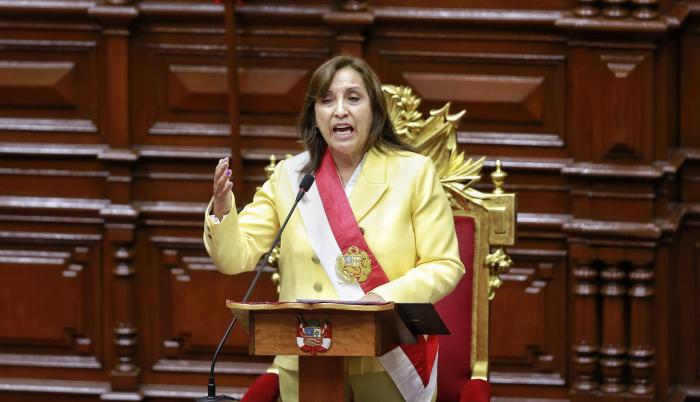 Fotografía de archivo fechada el 7 de junio de 2022 de Dina Boluarte en Lima (Perú).