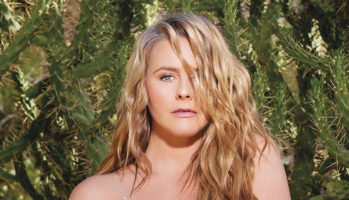Alicia Silverstone