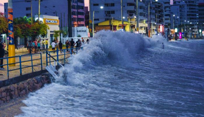 Oleaje en Salinas
