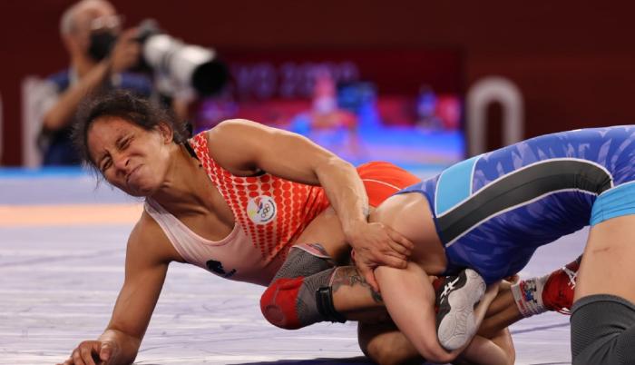 Luisa Valverde lucha