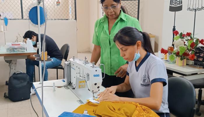 Estudiantes microempresarios