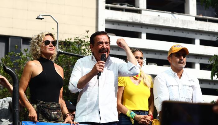 Cobija. Jaime Nebot ayer cerró campaña con Cynthia Viteri y Susana González en Guayaquil.