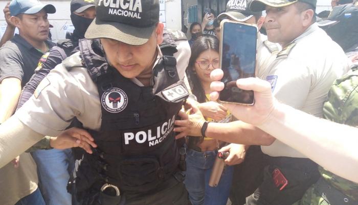 delegados detenidos