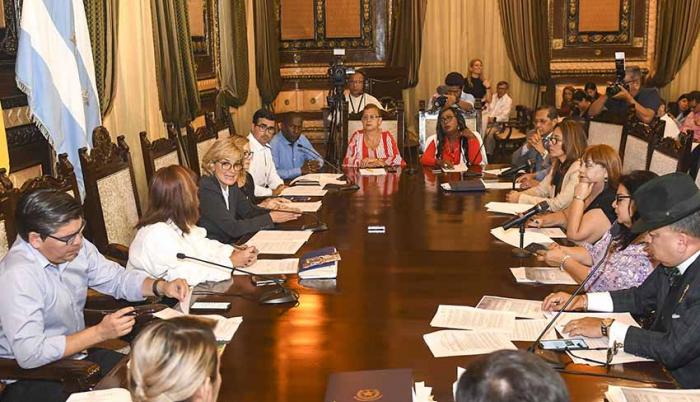 Sesión del consejo municipal saliente