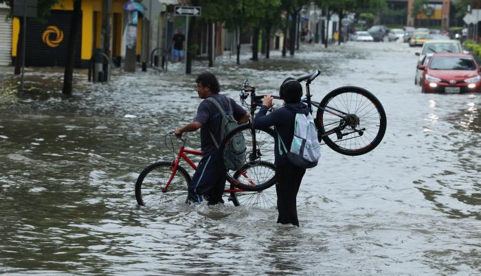 GUAYAQUIL INUNDADA