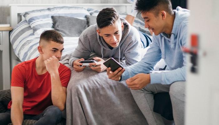 Sociedad_Internet_Jóvenes