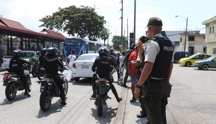 Operativo en la domingo Comín
