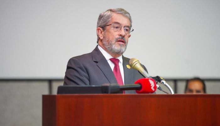 Ministro Ruales afirmó que sí está pagando las deudas con prestadoras ...