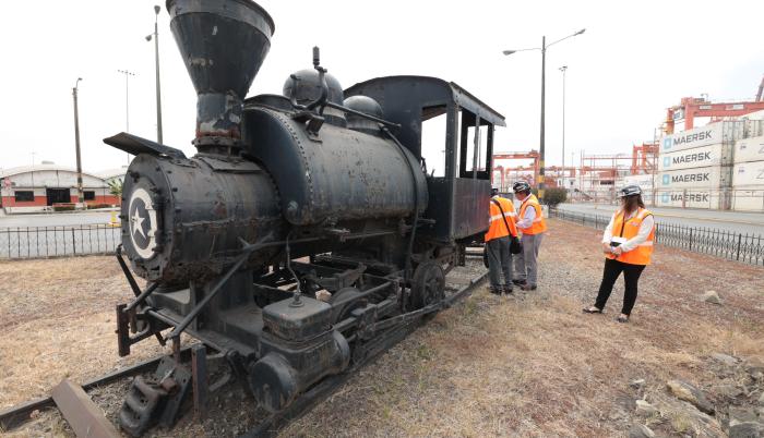 TREN EN EL PUERTO DE (11269705)