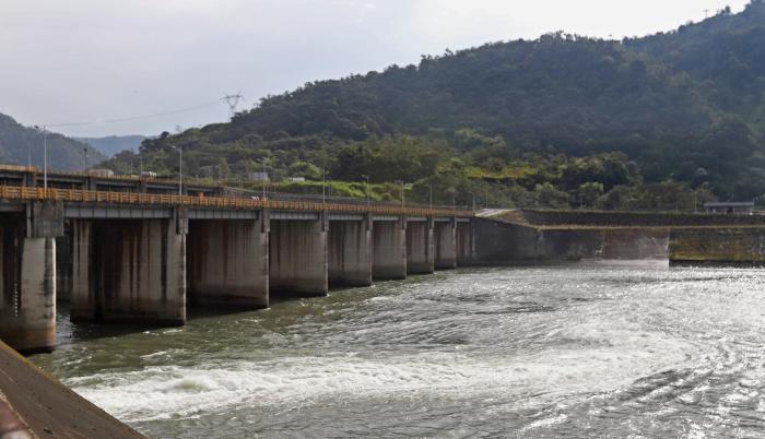 OBRAS DE CAPTACIÓN DEL RÍO COCA