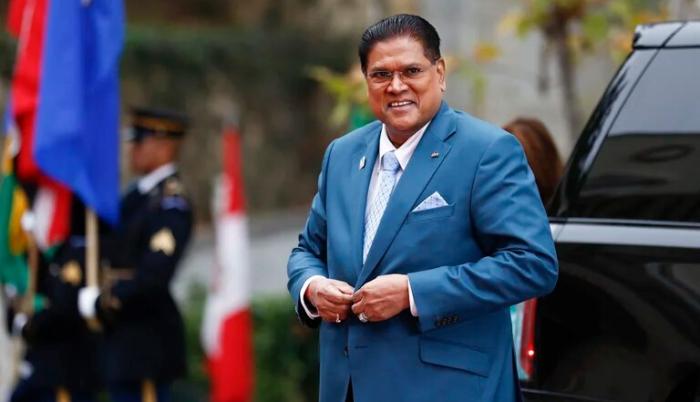 SURINAM- partidos políticos