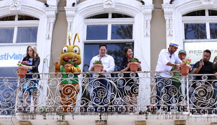 BALCONES