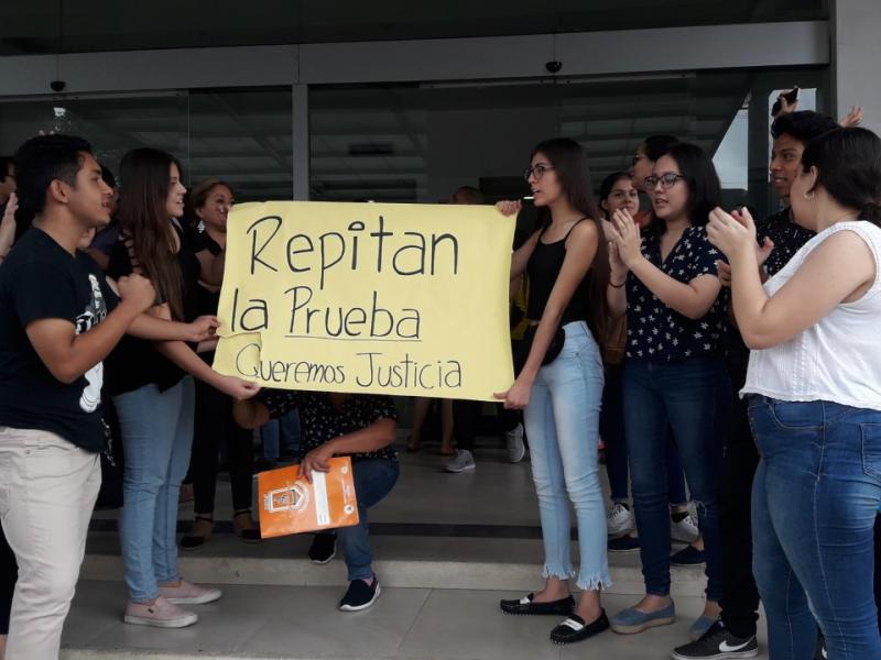 Padres De Familia Piden Que Se Elimine La Prueba Ser Bachiller