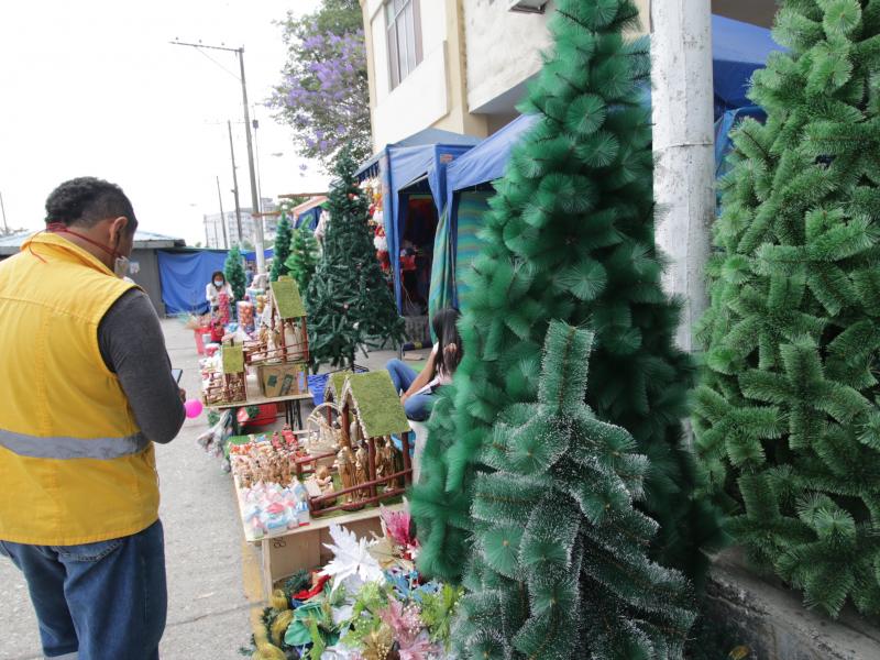 Decepción en comerciantes por bajas ventas navideñas