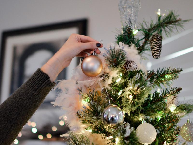 Tips para renovar tus esferas de Navidad