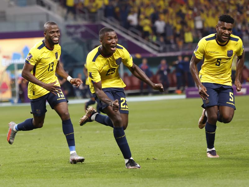 Ecuador define su convocatoria para los partidos contra Argentina