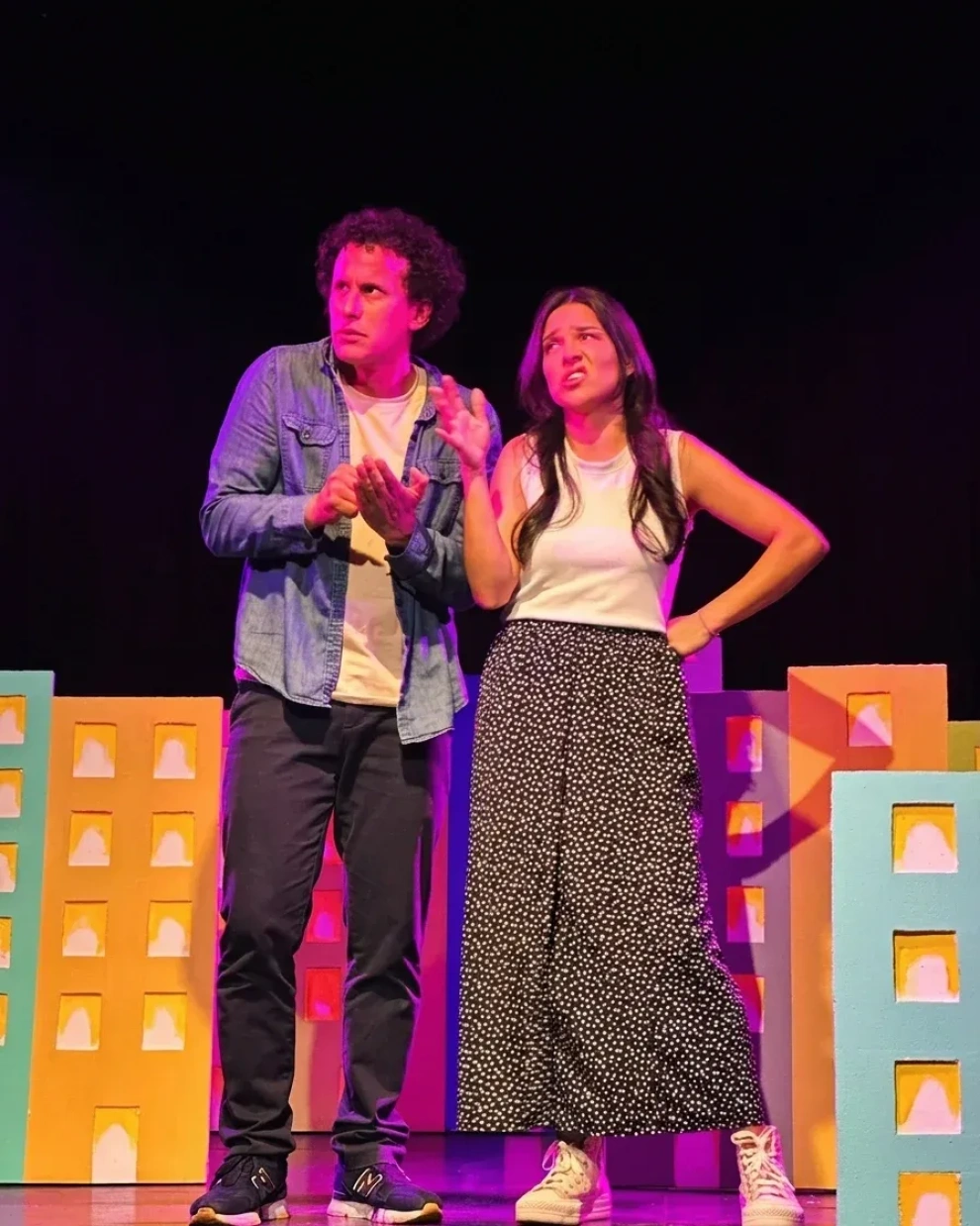 La comedia teatral es interpretada por los actores Lider Medranda & Sole Bustamante.